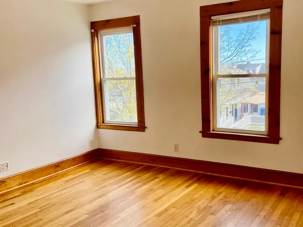 9 Emerald St #A, Wakefield, MA 01880