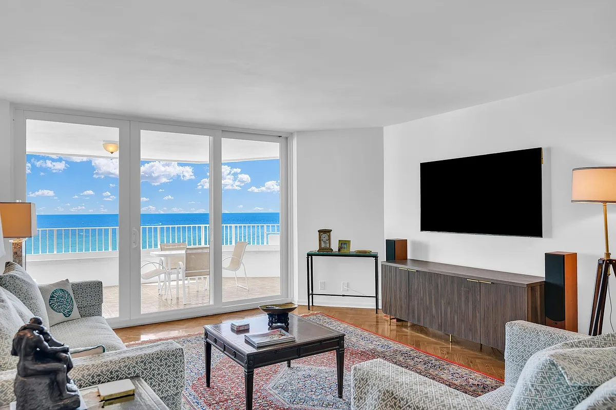 Building Photo - 500 S Ocean Blvd #1006