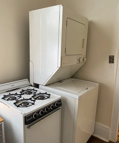 2403 Saint Charles Ave #203 — Photo 4