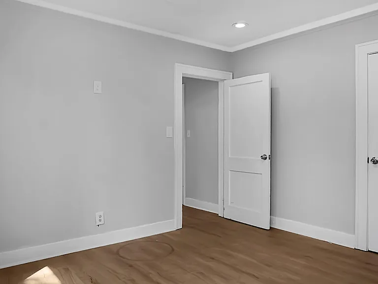 2135 Dorchester Rd — Photo 37