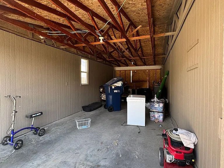 408 Alpine Dr — Photo 3