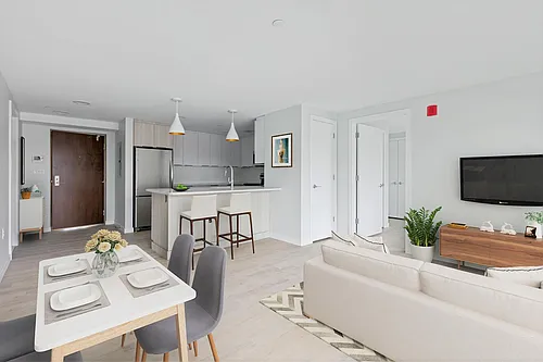 10 Soden St #102 Photo 1