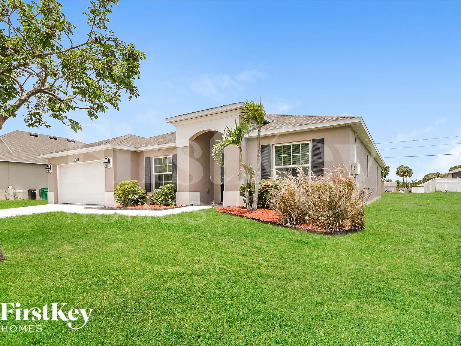 4 bed, 2.0 bath, 2138 sqft, $2,860 — Photo 3