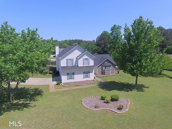 4th image of 6800 Manor Creek Dr