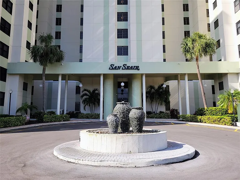 3820 Gulf Blvd #807 — Photo 5