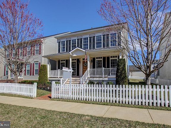 2nd image of 23141 Yellowwood Dr