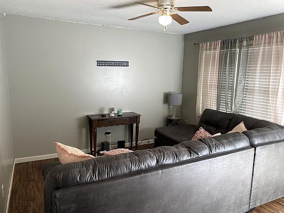 3rd image of 617 Magnolia Dr