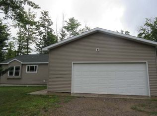 7596 Blackberry Dr, Rhinelander, WI 54501