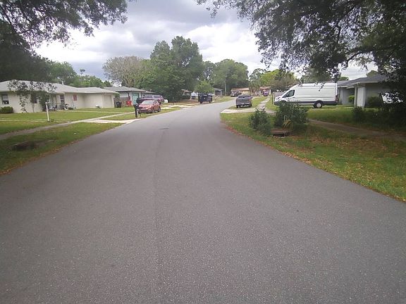 4th image of 9202 N Abbot Dr