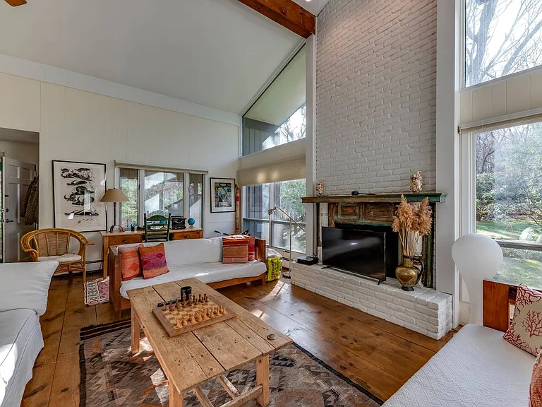3 Forest Ct — Photo 3