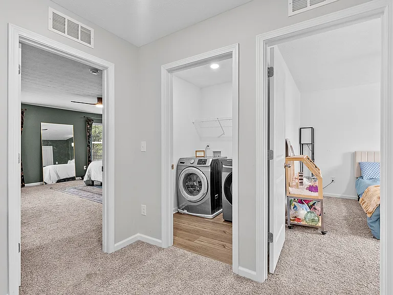 5015 Schaefer Ln — Photo 37