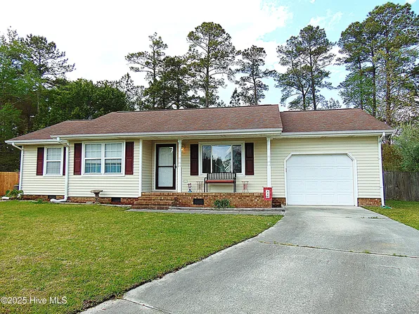 110 Poplar Road, Havelock, NC 28532