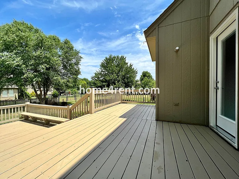 14068 W 147th Pl — Photo 55