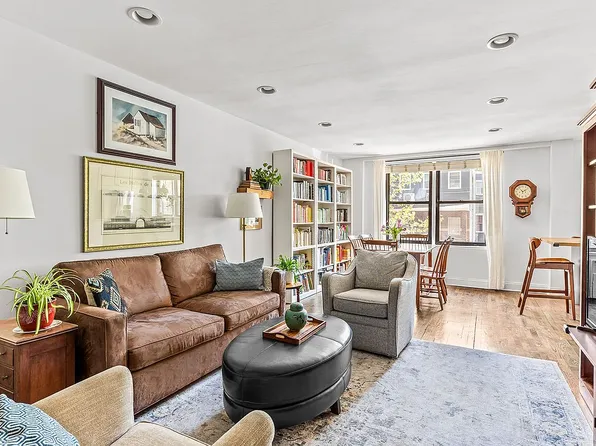 275 Webster Ave APT 1J, Brooklyn, NY 11230