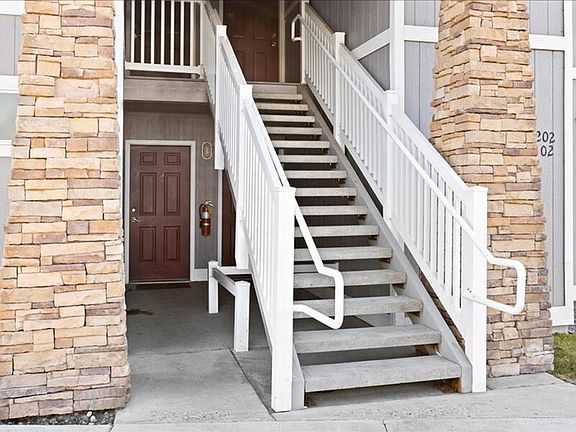 2nd image of 6305G Chapel Hill Blvd #G102