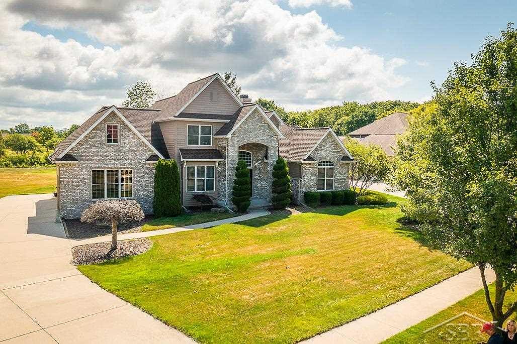 39 Sawmill Creek Trl, Saginaw, MI 48603 Zillow