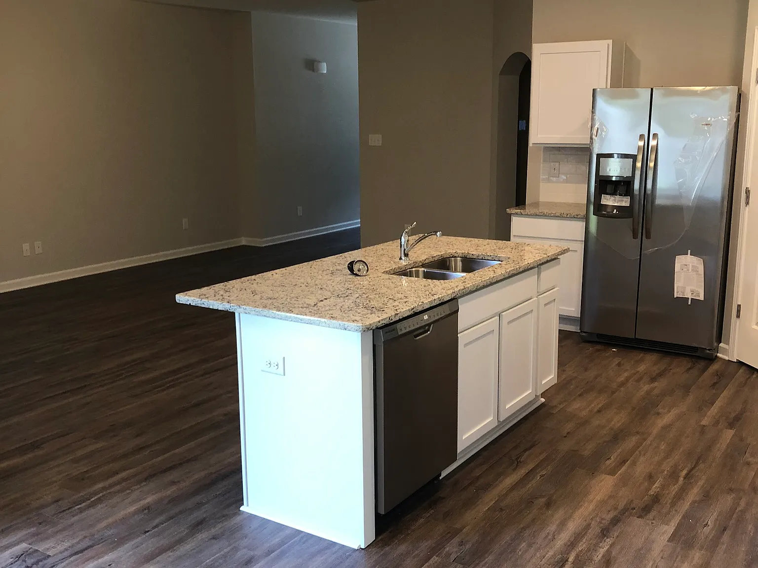16837 Highland Heights - 1 — Photo 3