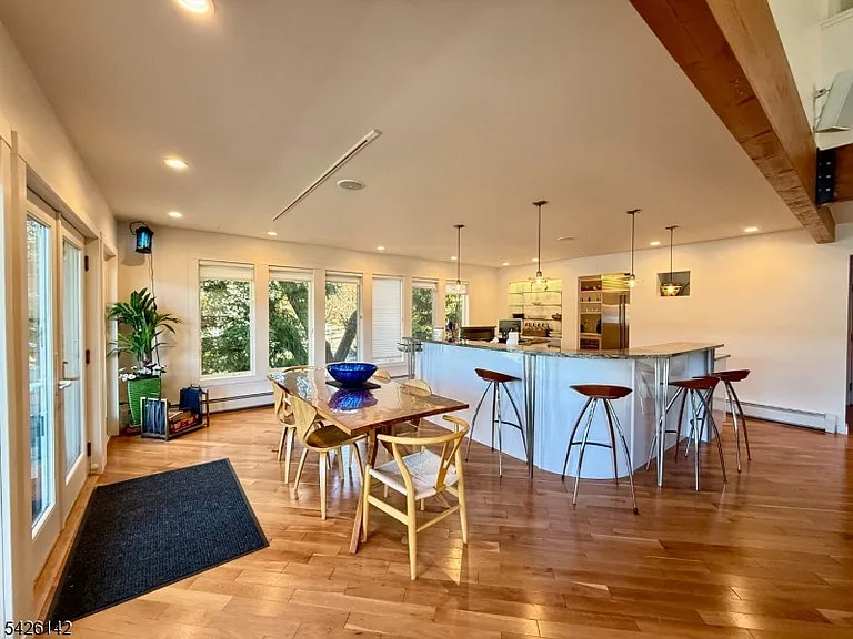 73 Forest Lake Dr — Photo 5