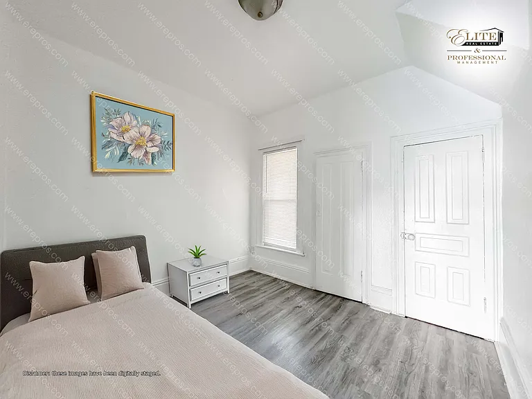 836 E Shiawassee St #1 — Photo 16