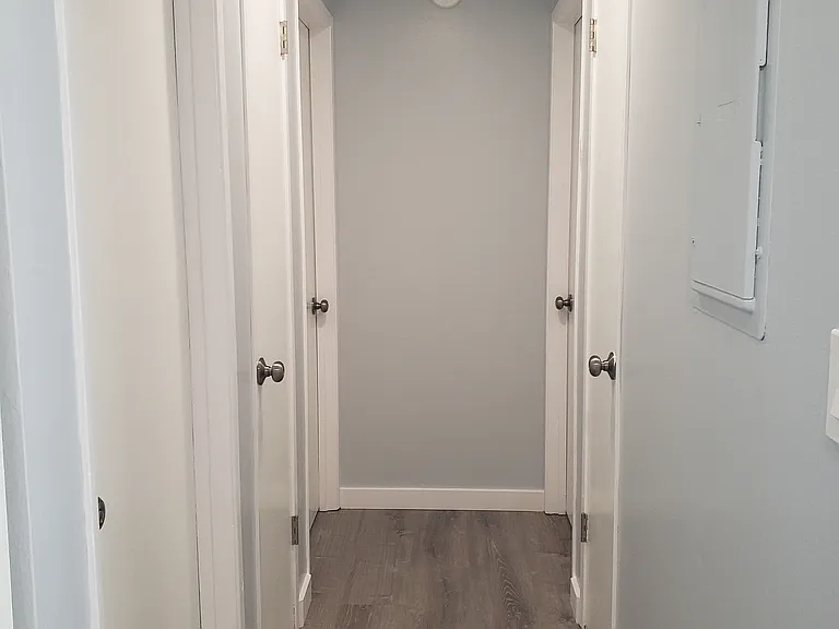 2213 Hawthorne St — Photo 10