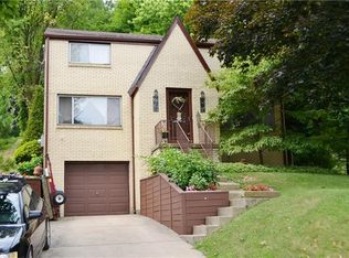 132 Hollywood Dr, Clairton, PA 15025