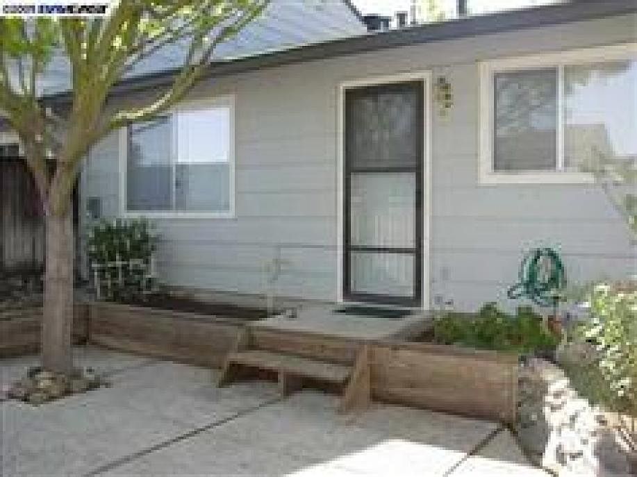 2nd image of 1853 Monterey Dr