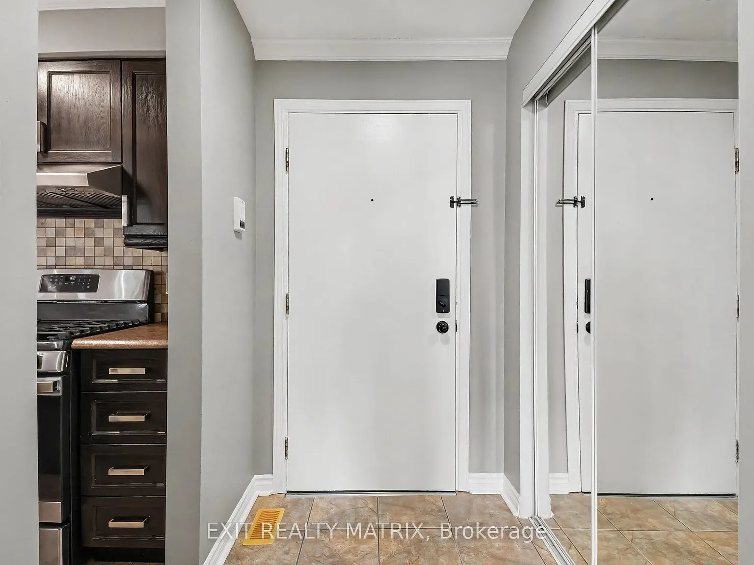 2 bed, $1,875 — Photo 2