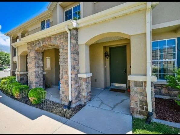 66 S Clayton Ct, Pleasant Grove, UT 84062