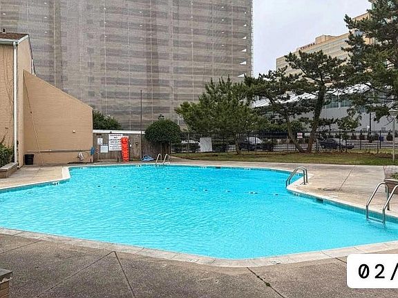 3rd image of 600 Pacific Ave APT D202
