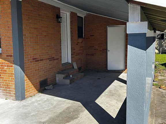 4th image of 1109 11th Avenue