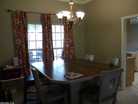 5th image of 1505 Lauren Dr