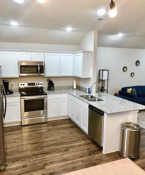 717 S Jaybird Ln — Photo 4