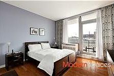 3rd image of 5-49 Borden Ave #L2
