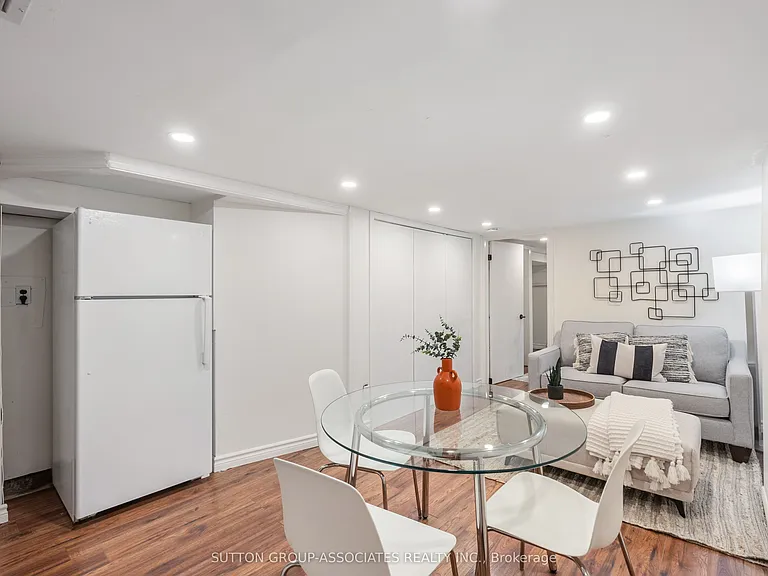 10 Innes Ave #BASEMENT — Photo 4
