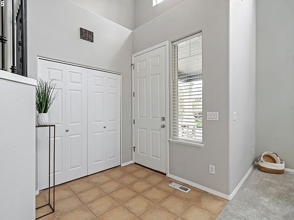3rd image of 3709 SE 175th Ave