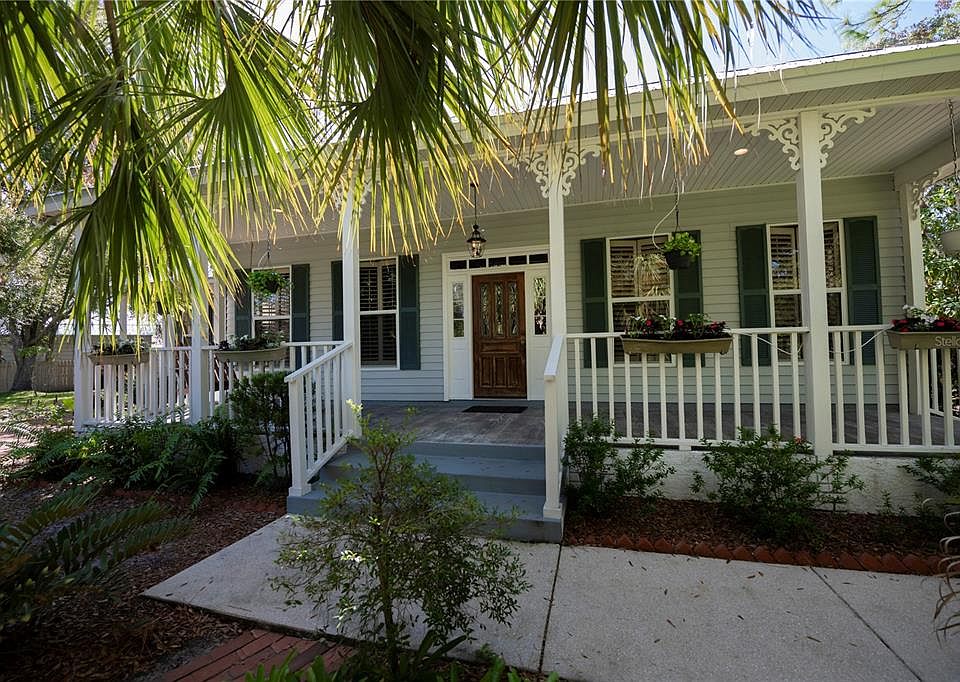 1st image of 23177 MCMULLEN AVENUE