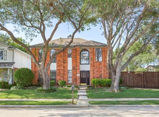 2202 Arbor Creek Dr, Carrollton, TX 75010