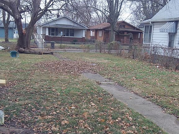 3rd image of 354 W 31st St