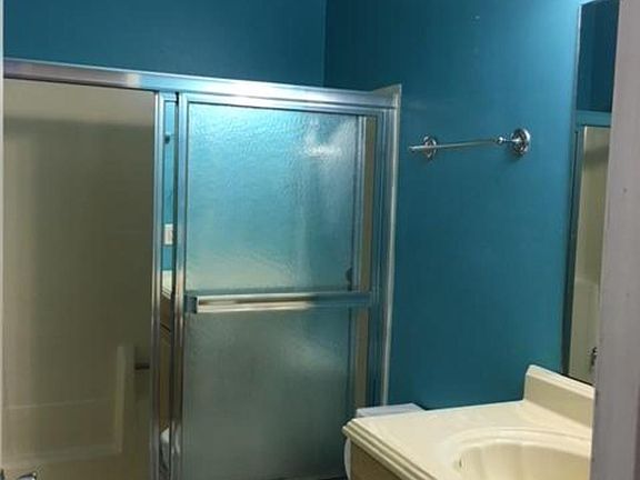 4th image of 175 County Road B2 E APT 324