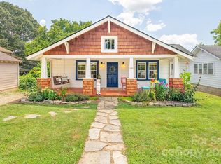 118 S Main St, Weaverville, NC 28787
