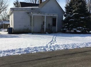 104 High St, Colfax, IL 61728