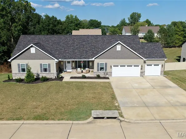 509 Oakbluff Ct, Troy, MO 63379