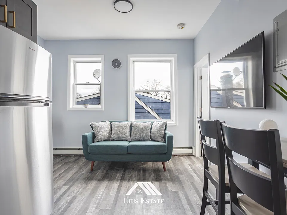 309 Westminster Pl #2