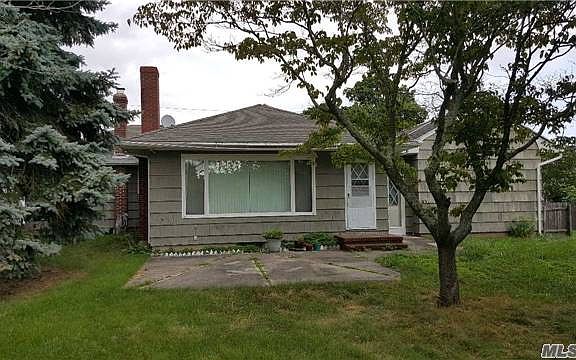 4th image of 61 Sunrise Ave