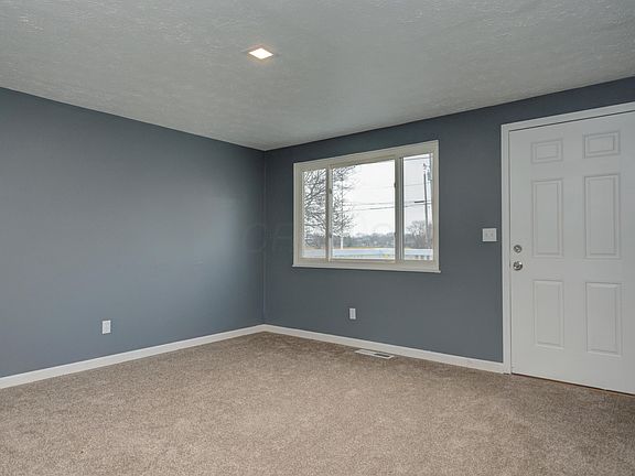4th image of 6206 Maple Canyon Ave