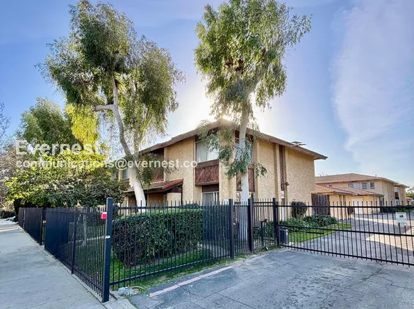 8347 Burnet Ave Unit 11, North Hills, CA 91343