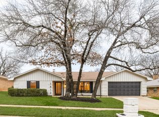 1812 Park Hill Dr, Arlington, TX 76012