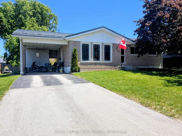 551 15th Ave, Hanover, ON N4N 3J2