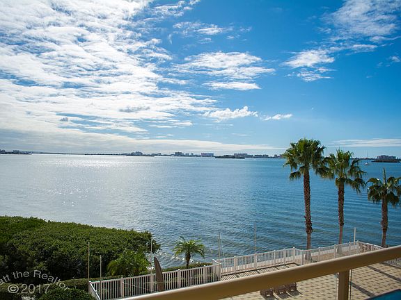 5th image of 600 Edgewater Dr Unit 301