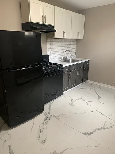 428 River St Photo 1